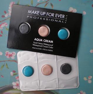 Make-up avec échantillons des Fards Aqua Cream de MUFE