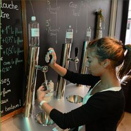 Faire son plein de gel douche bio à la tireuse, mieux que la bière !