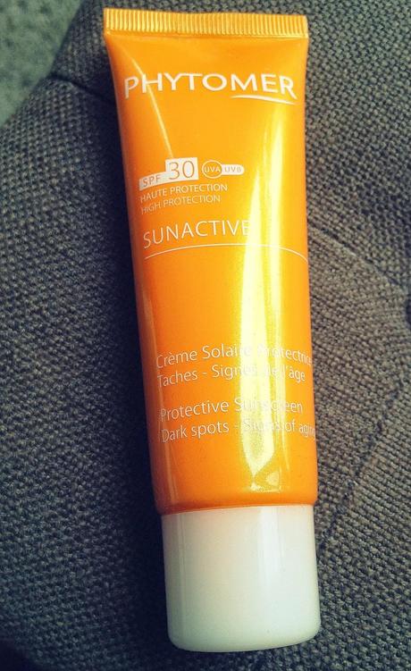 Crème solaire protectrice Sunactive de PHYTOMER