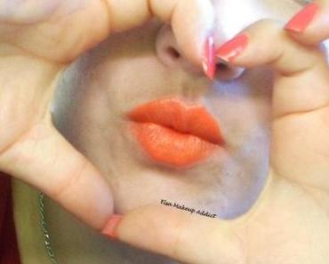 Comment porter le rouge à lèvres orange ?