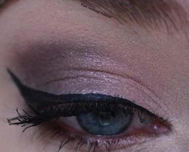 Makeup Prune tout doux : Dual-Intensity Eyeshadow Palette