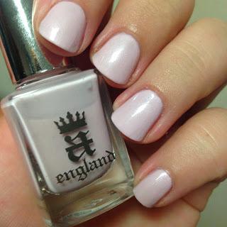 Vernis Iseult A England