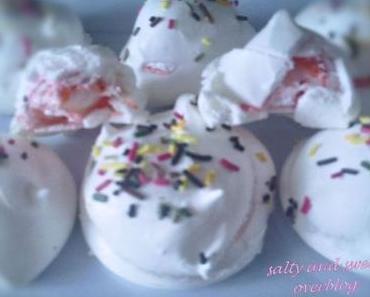 Meringues Italiennes fourrées à la fraise tagada