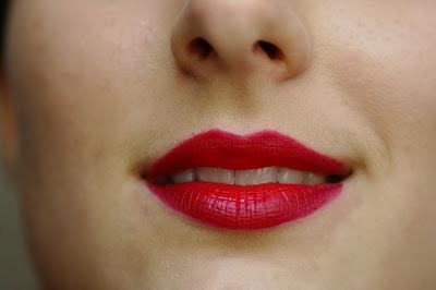 Gradient lips