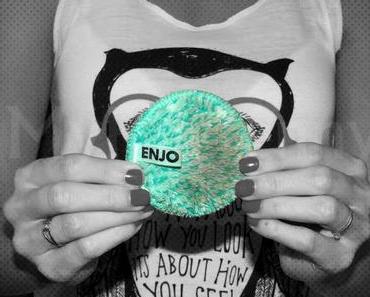 Un démaquillage sans démaquillant ni coton - Par ENJO