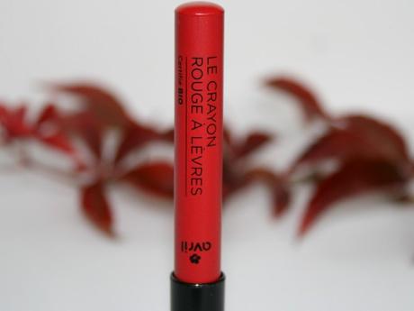 De la Griotte sur mes lèvres avec le Crayon Rouge à Lèvres Bio Avril !
