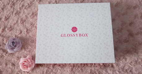 ♥ GlossyBox de Novembre 2015: Collaboration Rose Carpet ♥