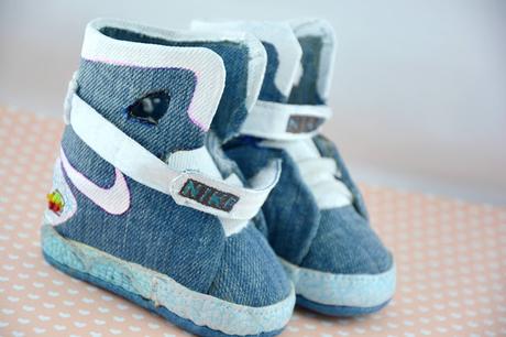 Des baby's shoes made with love