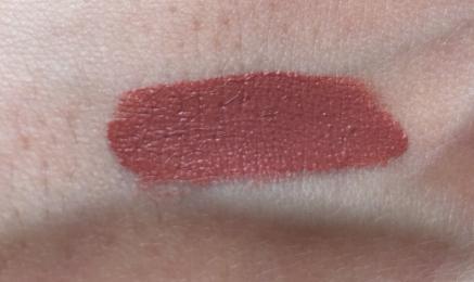Swatch NARS lip cover Overheated