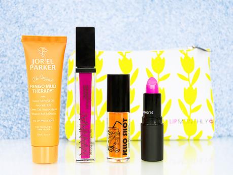 Contenu de la pochette (box) beauté et maquillage des lèvres Lip Monthly - Mai 2016