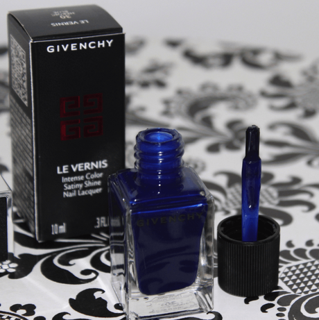 Le vernis « Heroic Blue » par Givenchy !