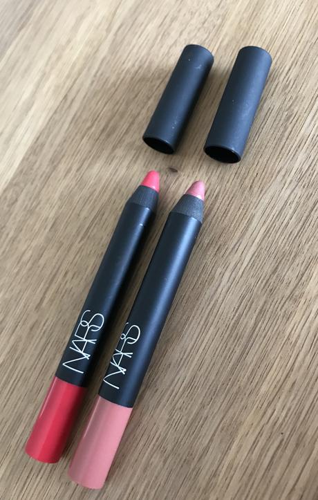 Des petits nouveaux dans la famille des Velvet Matte Lip Pencils de NARS !