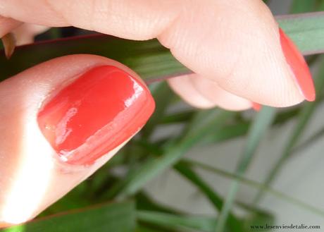 Vernis à ongles Natural So'Bio Etic, top ou flop ?